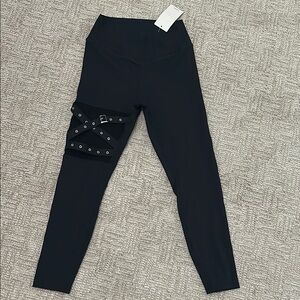 HALARA Black Leggings with Strap Detail